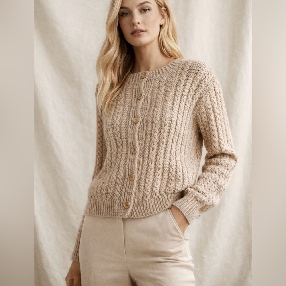 Hand Knit Women's Beige Cable Knit Soft Wool Sweater Cardigan Artisinal Medium